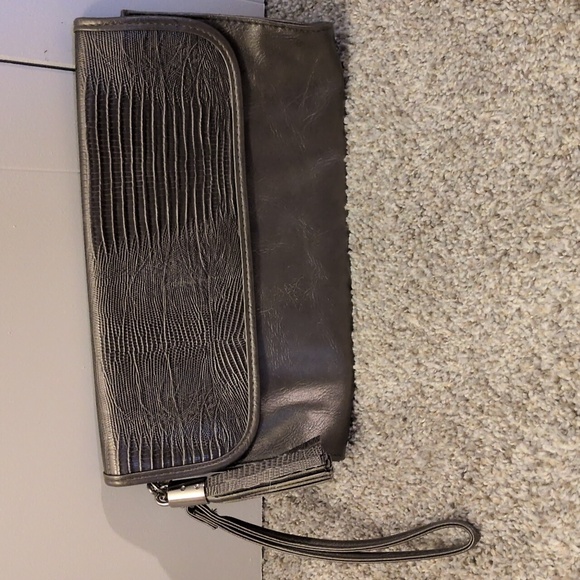 Merona Bronze Textile with Red Label - Picture 2 of 6